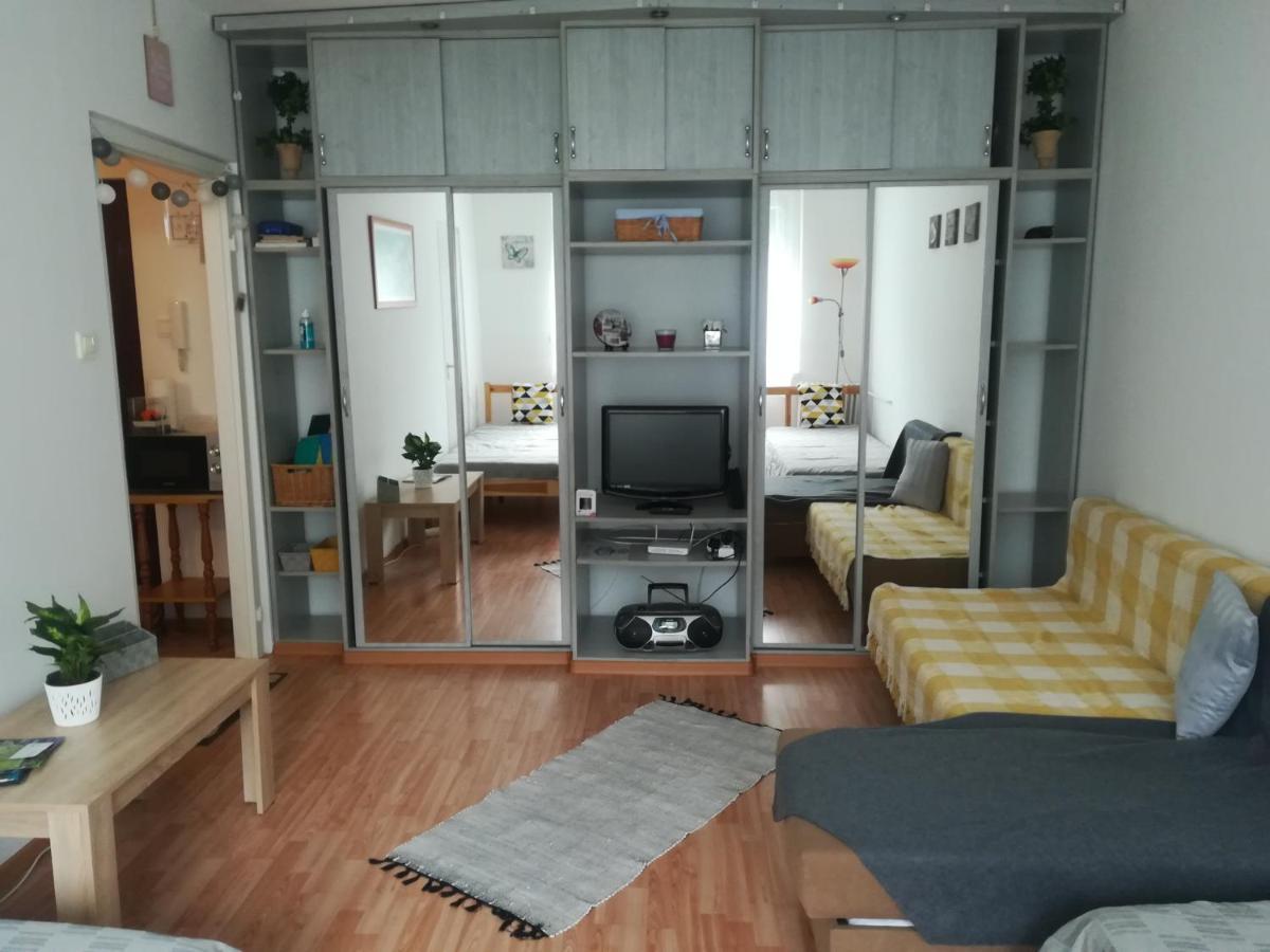 Var Apartman Miskolc Exterior foto